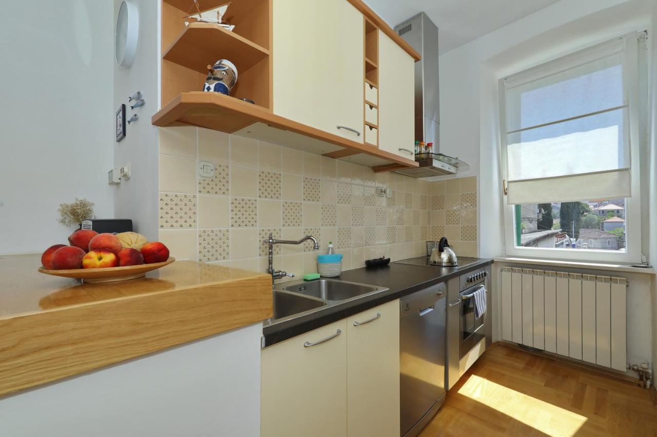Lovely Rita'S Sibenik - Apartment City Center With Central Heating Šibenik Exterior foto